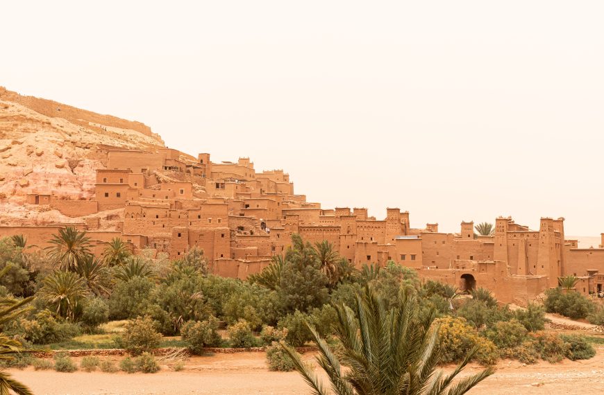 Explore the historic Ait Ben Haddou, a UNESCO World Heritage site in Morocco's desert landscape.